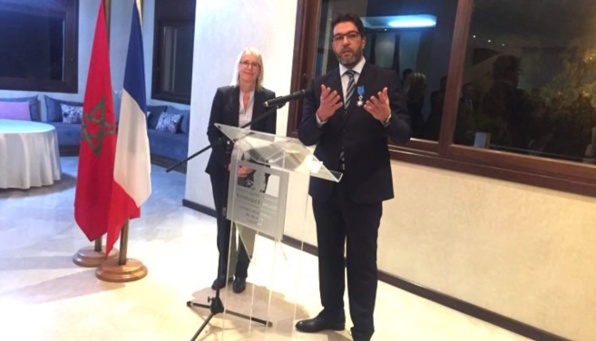 Souss Massa : Karim Achengli reçoit l’insigne de Chevalier de l’ordre national du mérite français