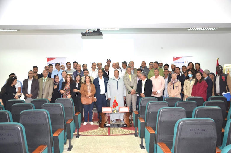 CRT Agadir convention de formation des chauffeurs de Taxis en langue anglaise et allemande